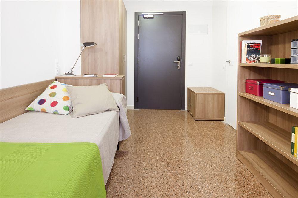 Residencia Universitaria Resa Manuel Agud Querol Сан-Себастьян Экстерьер фото