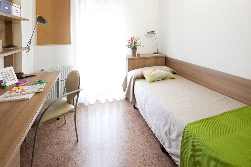 Residencia Universitaria Resa Manuel Agud Querol Сан-Себастьян Экстерьер фото