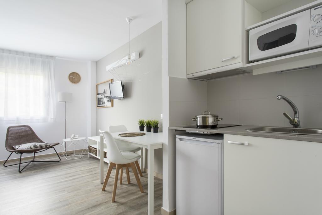 Residencia Universitaria Resa Manuel Agud Querol Сан-Себастьян Экстерьер фото