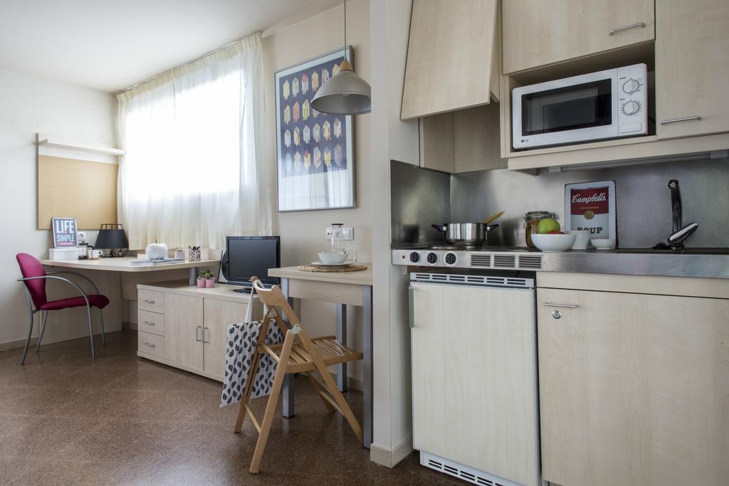 Residencia Universitaria Resa Manuel Agud Querol Сан-Себастьян Экстерьер фото