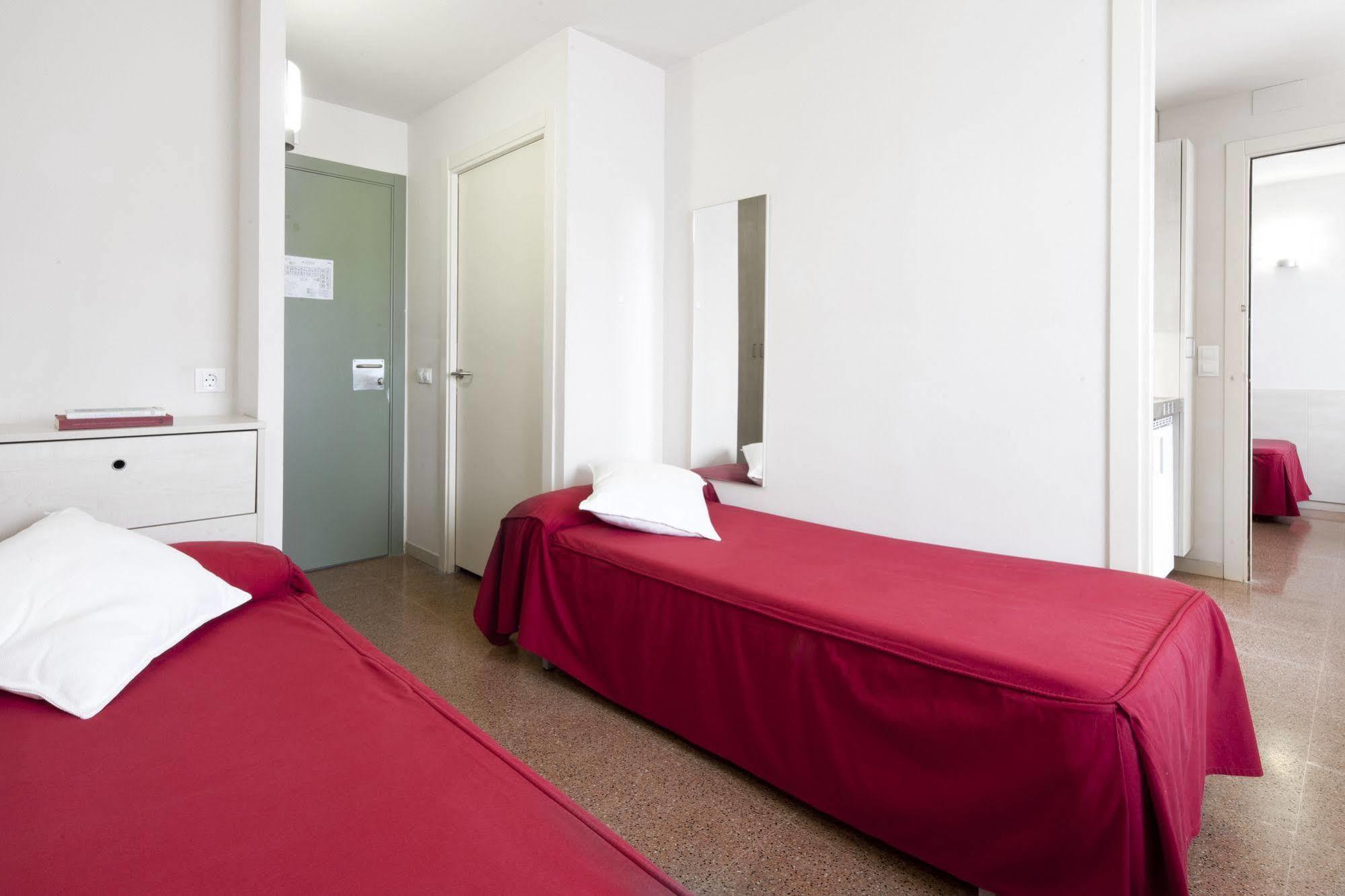 Residencia Universitaria Resa Manuel Agud Querol Сан-Себастьян Экстерьер фото