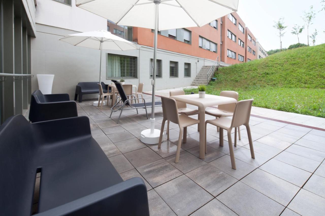 Residencia Universitaria Resa Manuel Agud Querol Сан-Себастьян Экстерьер фото